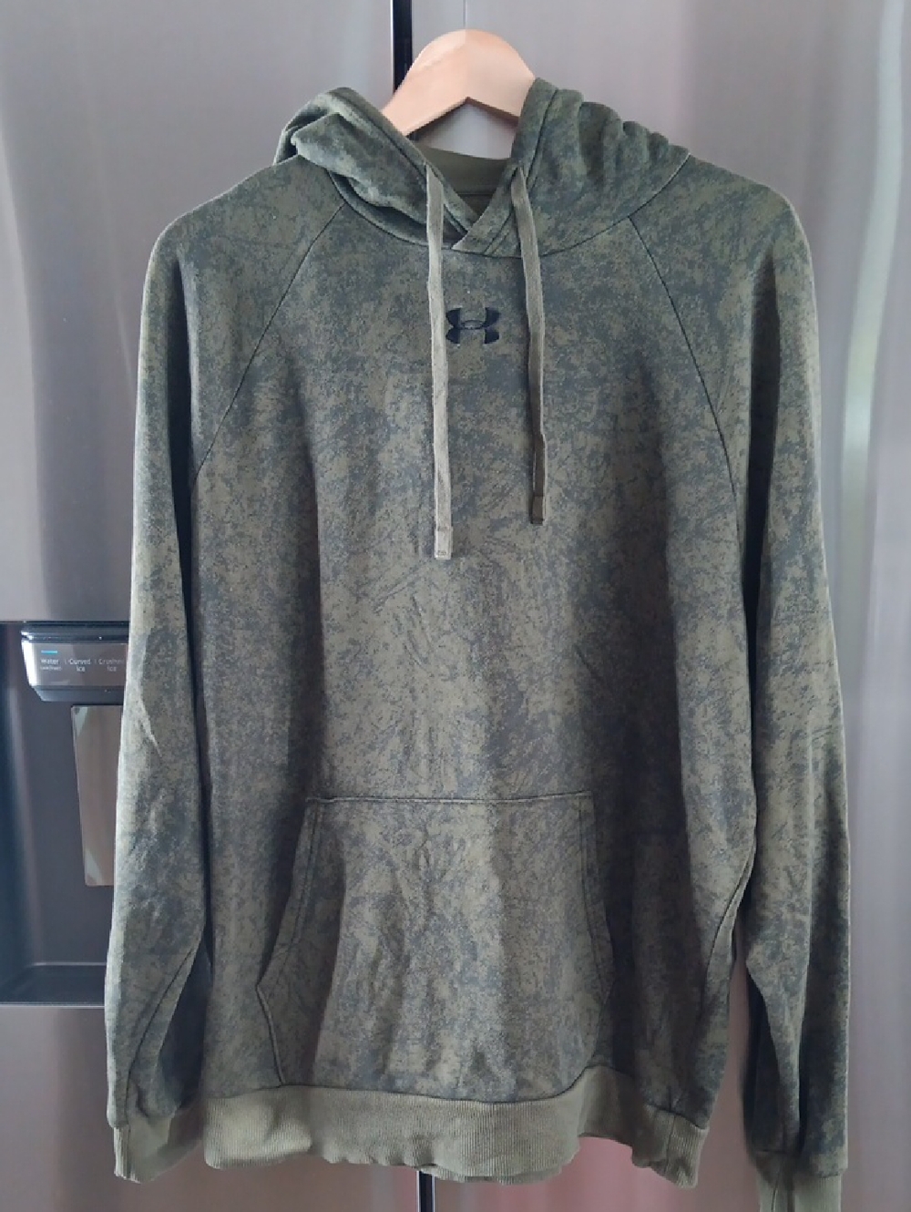 Under Armour Men’s Olive Camo Pullover Hoodie